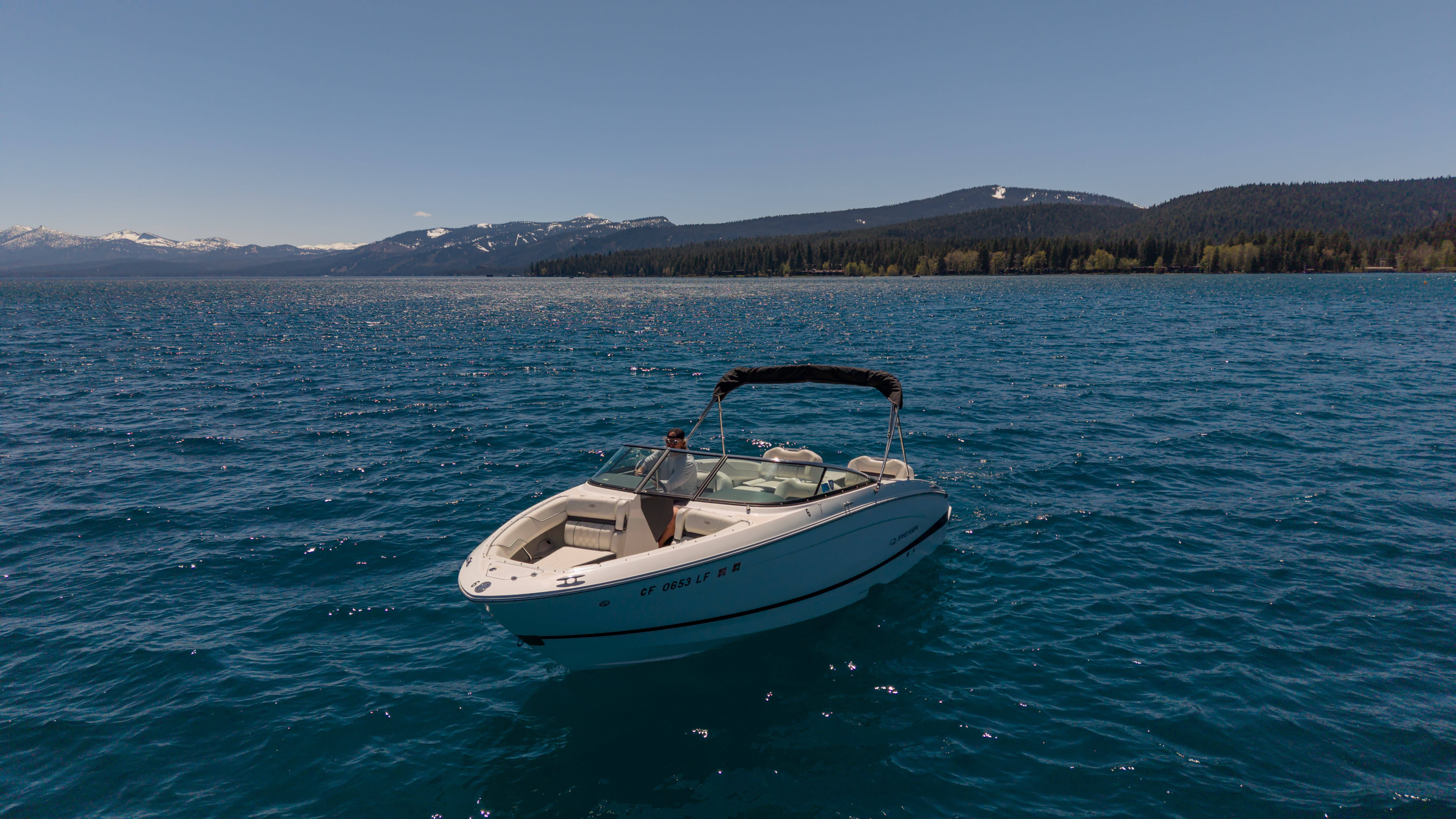 24' Regal Powerboat